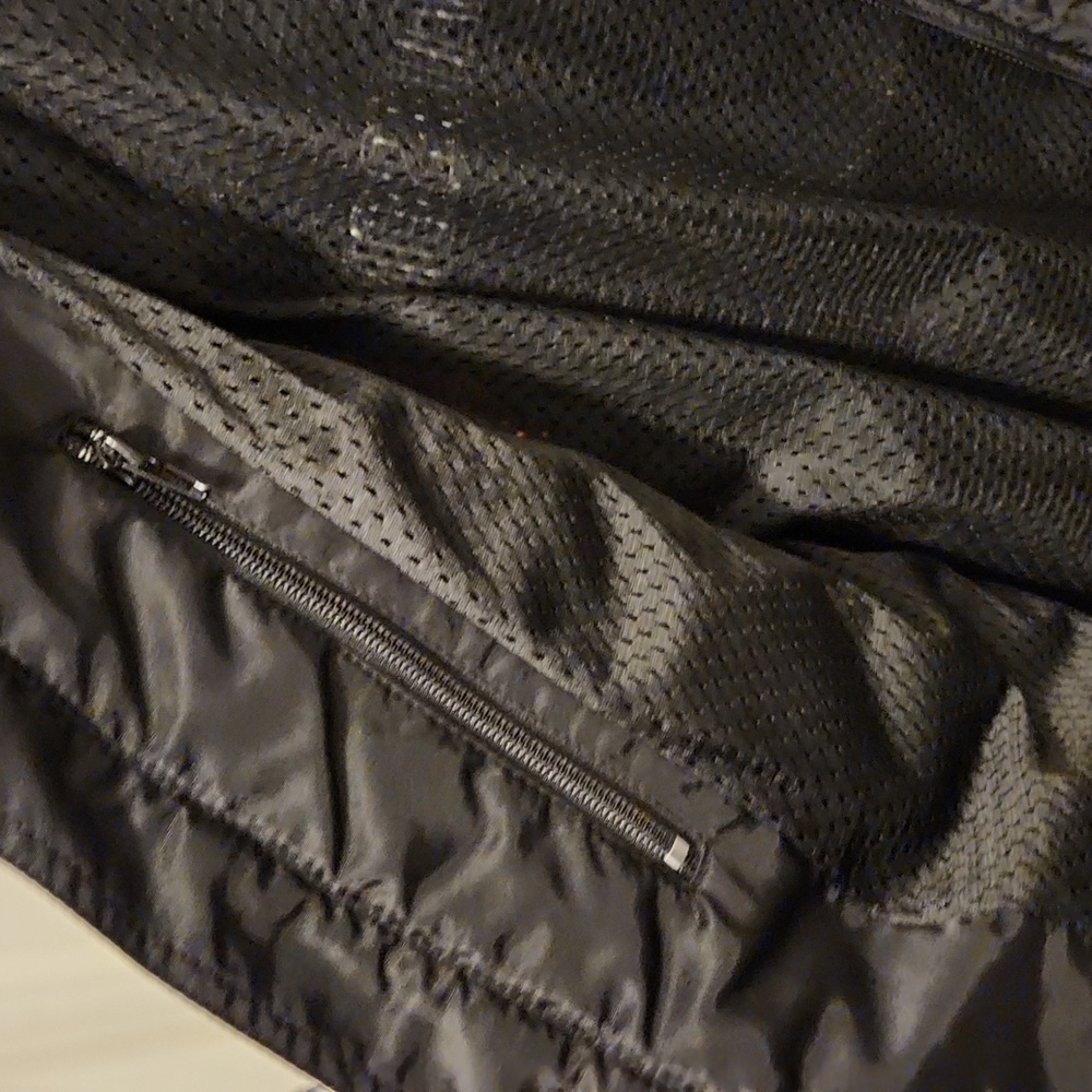 Authentic Harley Davidson Jacket. - image 7